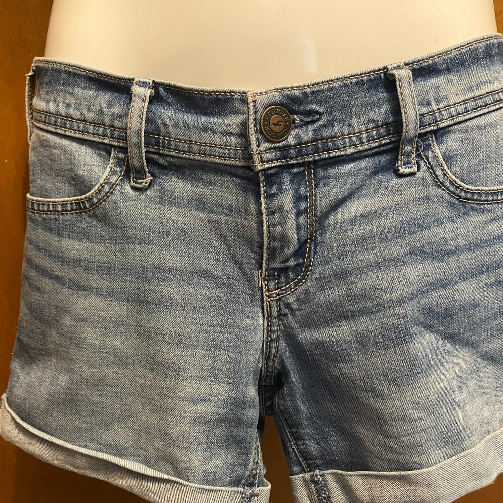 Hollister Midi Short Rolled hem Jean Shorts - Size 1